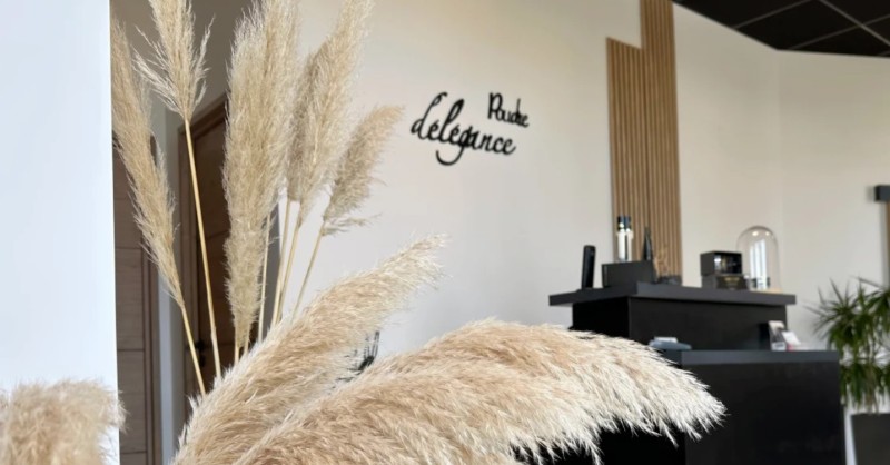 Poudre-delegance-salon-coiffure-makeup-mariage