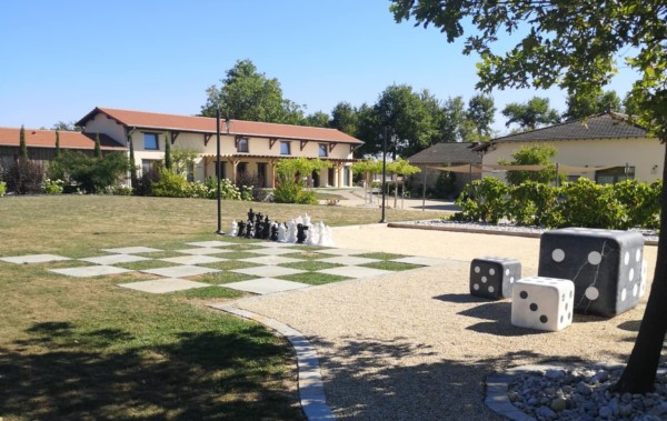 extérieur la grange aux camélias (partenaire coll'iou events)